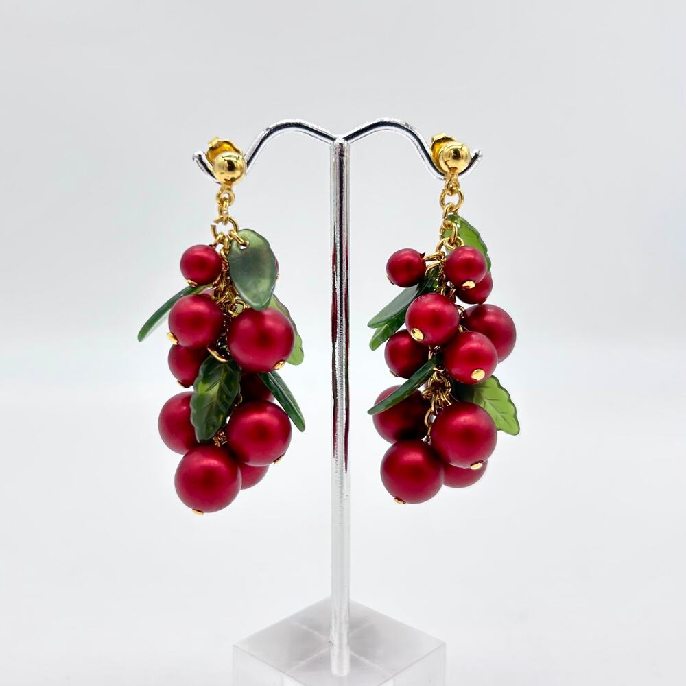 Vintage Holiday Earrings Faux Pearl Holly Berry Dangle Necklace MCM Christmas